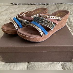 NWT, Azura, 37 (US 6.5-7), women’s multicolor wedge sandal